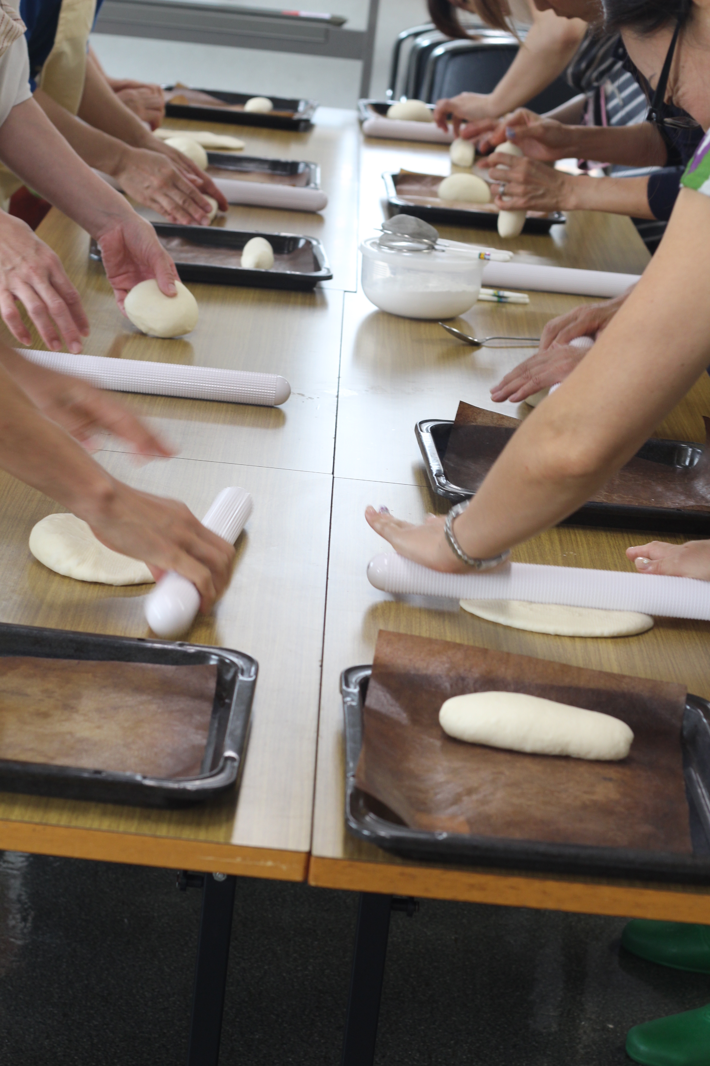 a-ta-sante糖質制限パン料理教室、阿倍野区西田辺。会館でのレッスン、セミハードブレッド。