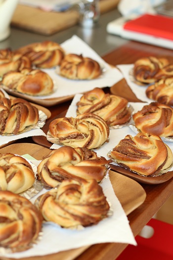 a-ta-sante糖質制限パン料理教室。京都江部粉糖質制限パンベーシックコース３回目『シナモンロール＆ピタパン』