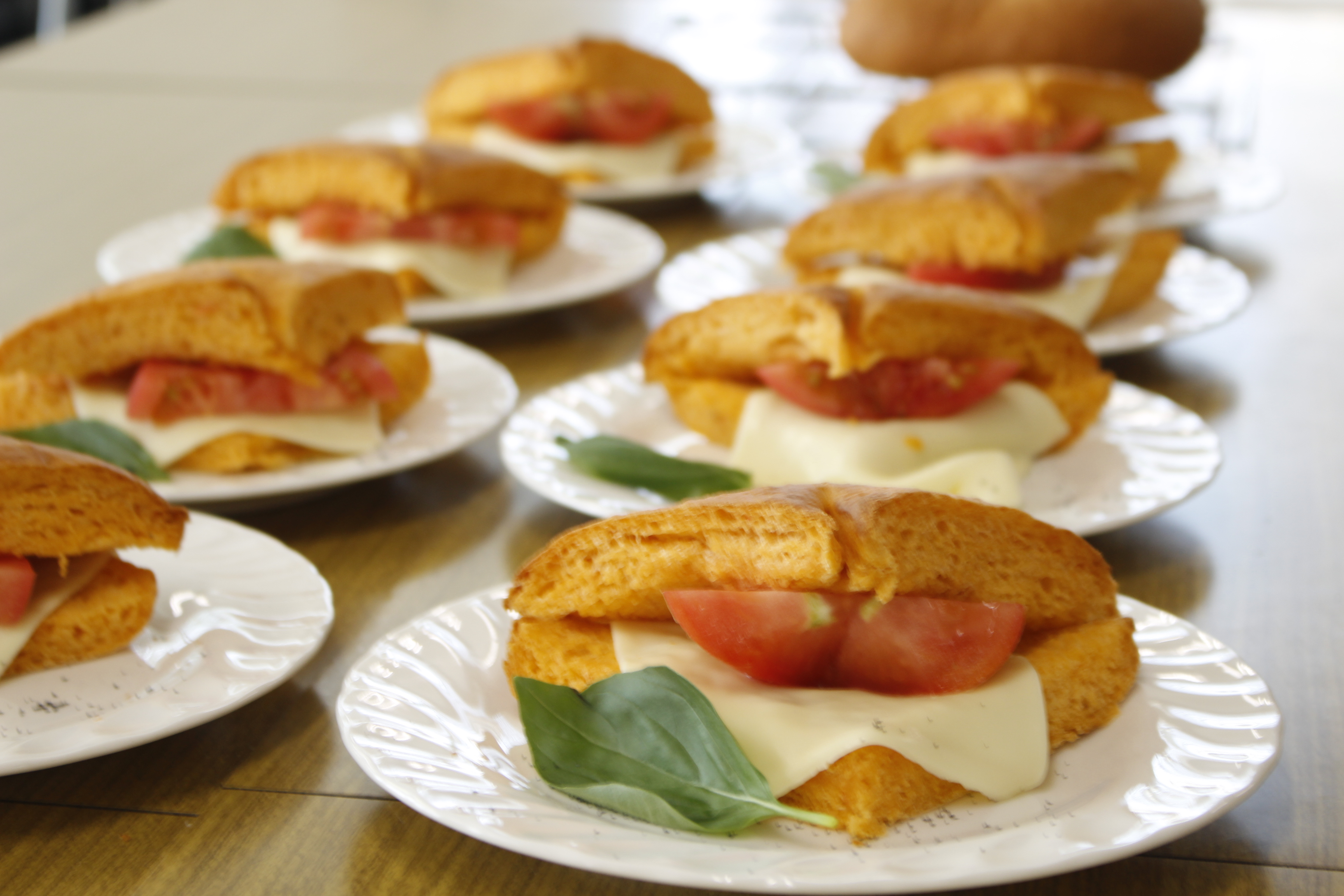 a-ta-sante糖質制限パン料理教室。西田辺。会館でのレッスン『完熟トマトのフォカッチャ』